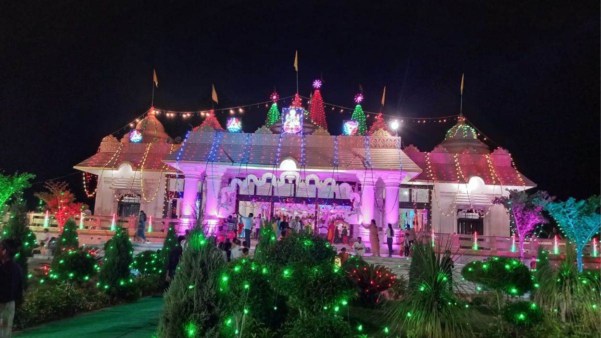https://www.jagranimages.com/images/newimg/02112022/02_11_2022-laxminarayan_temple_23177178.jpg