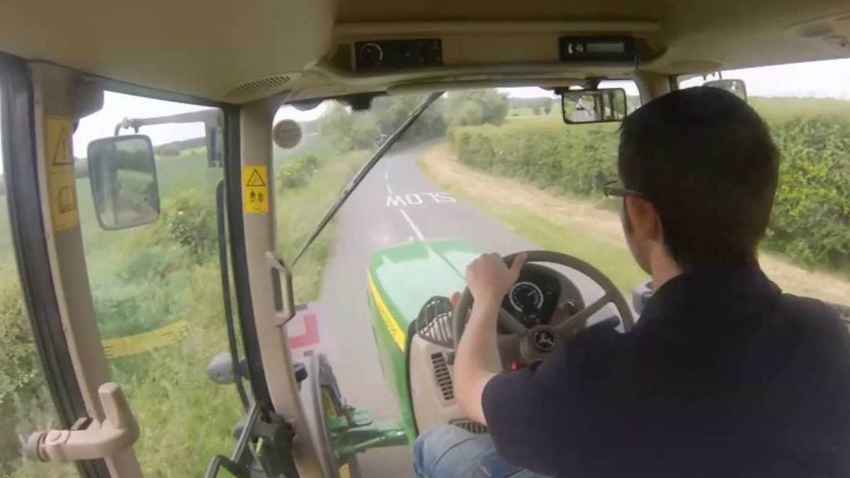 Jammu Kashmir ड्राइवर व ट्रैक्टर ड्राइवर पदों के ड्राइविंग टेस्ट देने