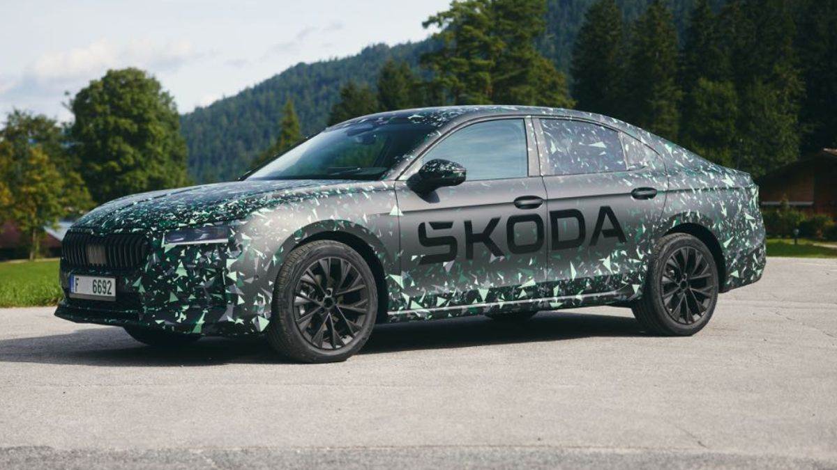 https://www.jagranimages.com/images/newimg/02112023/02_11_2023-2024_skoda_superb_2_23570652.jpg