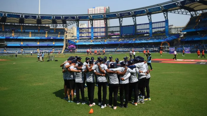 भारत केखिलाफ श्रीलंका टीम के खिलाड़ियों ने बांह पर बांधी काली पट्टी। फोटो- एक्स हैंडल
