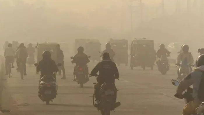 Delhi Weather: दिल्ली की हवा बहुत खराब। फाइल फोटो
