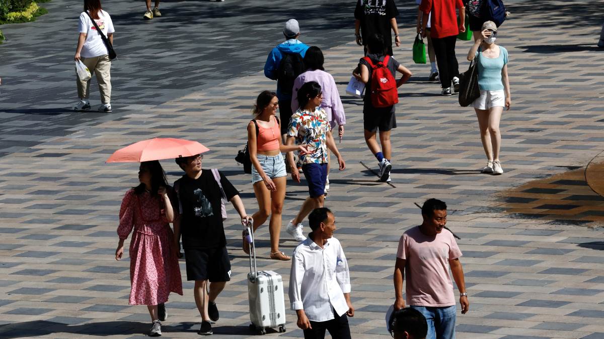 october is hottest month in japan since weather has been recorded average temperature was more than 2 degrees