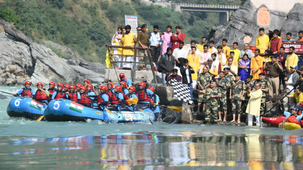 बीएसएफ के स्वच्छ गंगा अभियान का शुभारंभ देवप्रयाग संगम से, गंगा में नौकायन करेंगी 20 महिला जवान
