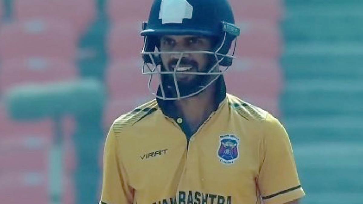 https://www.jagranimages.com/images/newimg/02122022/02_12_2022-rituraj_gaikwad_news_1_23240656.jpg