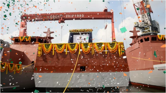 कोचीन शिपयार्ड में 3 पनडुब्बी रोधी युद्धक जहाज लॉन्च किए गए (Image: https://pib.gov.in/)