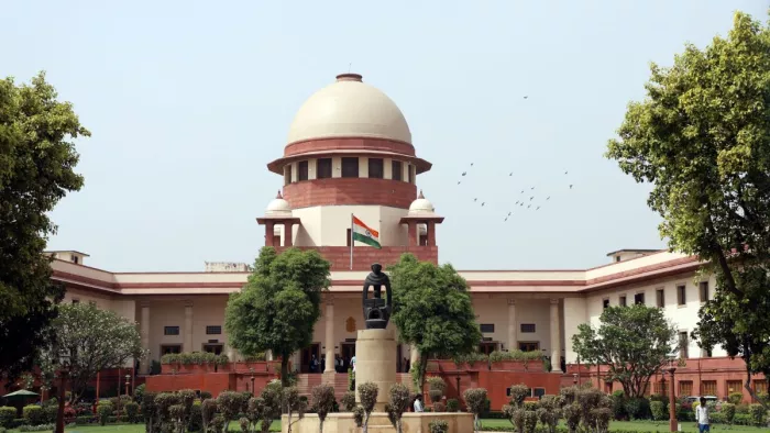 पुलिस को एक महीने के भीतर आरोप पत्र दाखिल करने का निर्देश