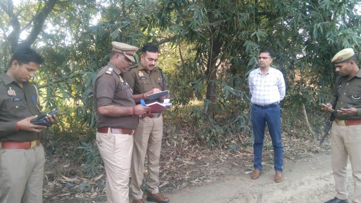 brutal murder in hardoi eye gouged private parts mutilated illicit relationship suspected