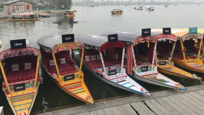 शिकारा के ऑनलाइन होने से पर्यटकों में खुशी, बोले- अब नहीं लगानी पड़ेगी लाइन।
