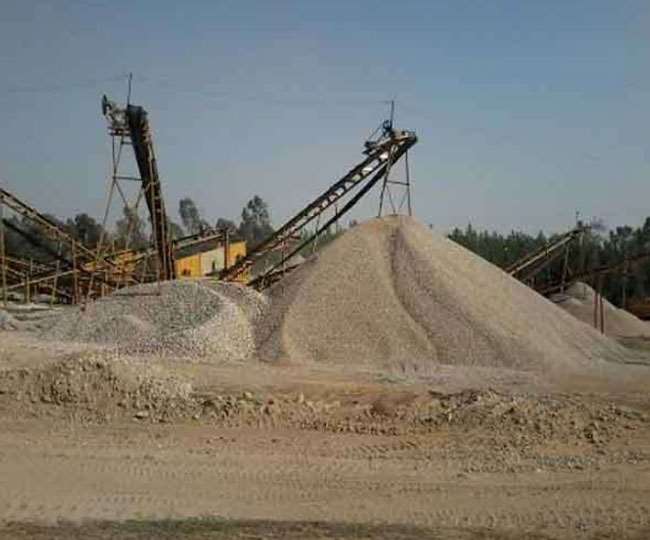 उत्तराखंड में नदी से तीन किमी दूर लगेंगे स्टोन क्रशर, पढ़िए पूरी खबर - Stone crusher to be installed three km away from the river in Uttarakhand