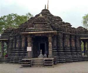 Ambernath Shiva Temple: एक ही रात में पांडवों ने बनाया था यह मंदिर, जानें इसके दिलचस्प तथ्य