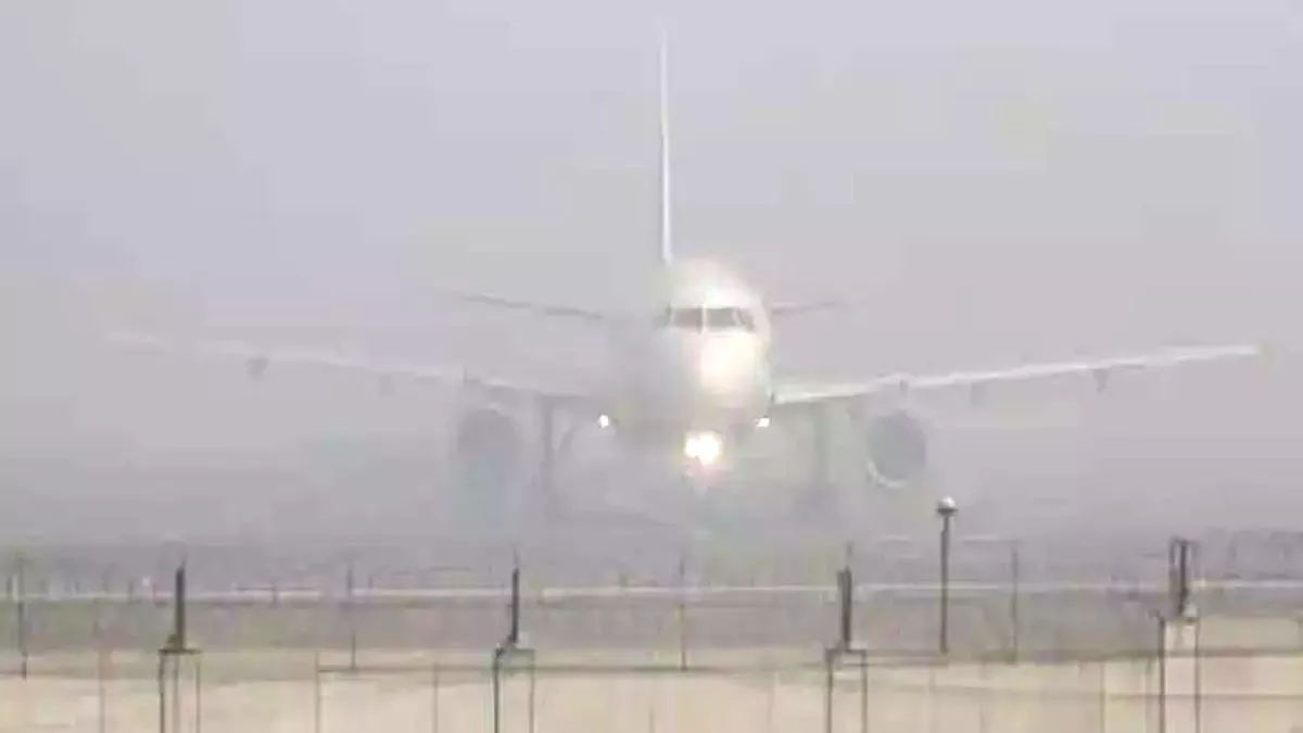 Due To Fog Total 12 Flights Delayed At Indira Gandhi Airport Delhi
