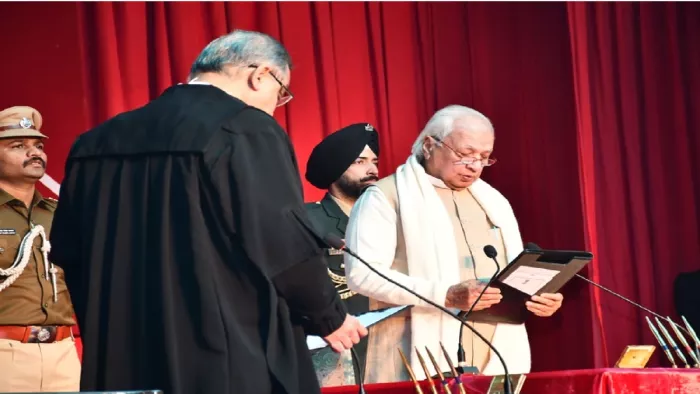 बिहार के 42वें राज्यपाल के रूप में आरिफ मोहम्मद खान ने ली शपथ