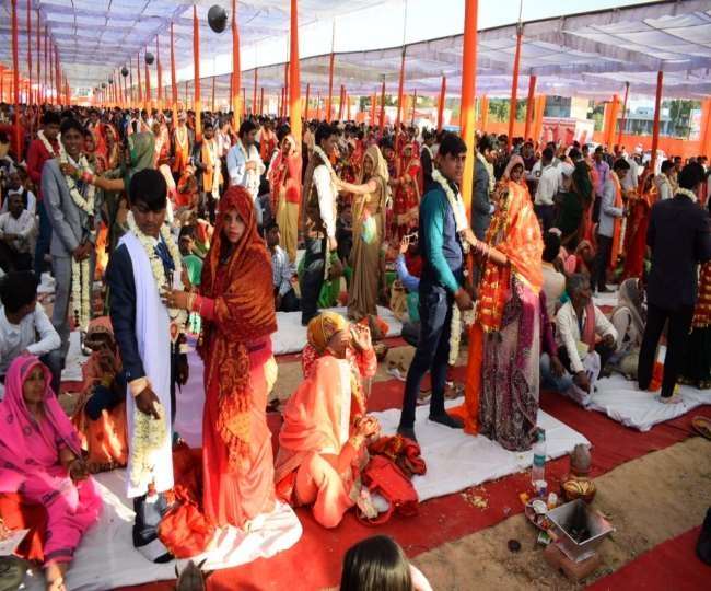 today in meerut city echo by shahanai in 74 girls married know other program