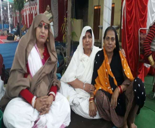 https://www.jagranimages.com/images/newimg/03022022/03_02_2022-gwalior_kinnar_program_22435127_95026421.jpg