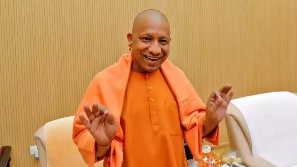 CM Yogi Adityanath: मुख्‍यमंत्री योगी आद‍ित्‍यनाथ ने अध‍िकार‍ियों को द‍िए न‍िर्देश
