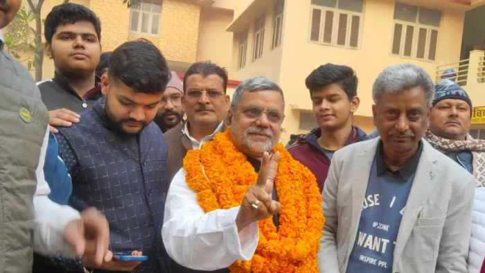 गोरखपुर-फैजाबाद खंड सीट से लगातार तीसरी बार जीते देवेंद्र सिंह। -जागरण