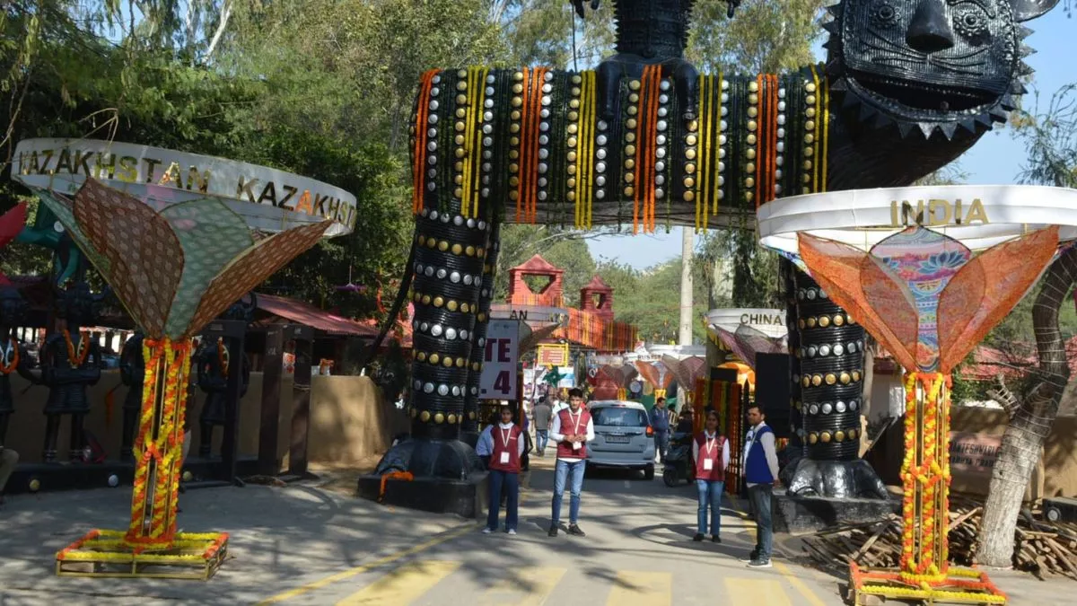 Surajkund Fair: सूरजकुंड अंतरराष्ट्रीय हस्तशिल्प मेला आज से होगा शुरू, उपराष्ट्रपति धनखड़ करेंगे उद्घाटन