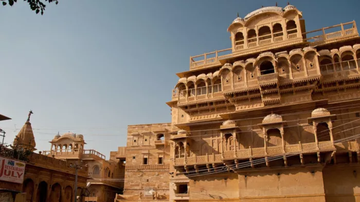 गोल्डन सिटी में जरूर घूमें ये दो किले