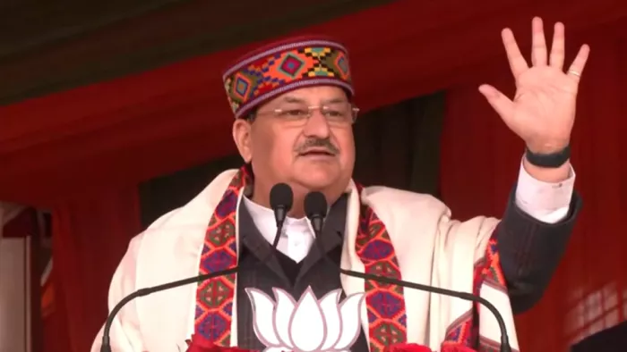 कांगड़ा में जेपी नड्डा कर रहे अभिनंदन समारोह को संबोधित।