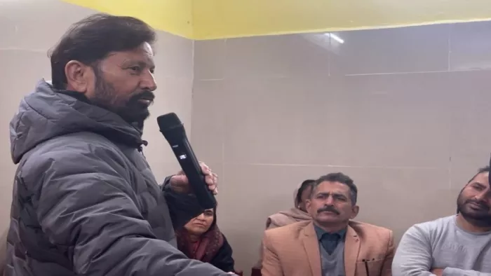 चौ. लाल सिंह ने बीजेपी ज्वाइन करने की बात को बताया अफवाह।