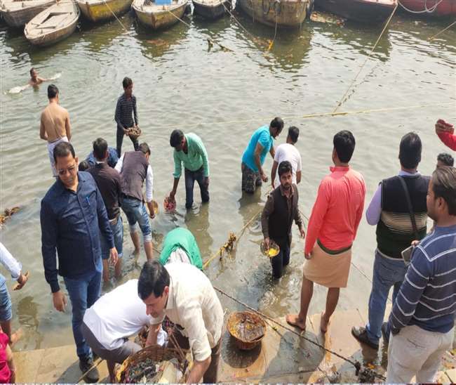 1600 people to perform shramdaan on march 7 in varanasi at grand ganga cleaning campaign on march7