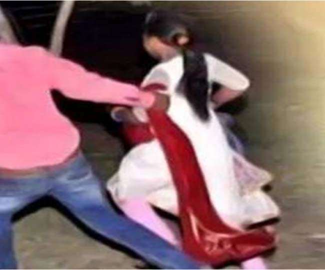 Giridih से नाबालिग को भगा वासेपुर में छुपा रखा था, पुलिस ने लड़की के साथ  आरोपित को दबोचा - Giridih minor girl recovered by police from Wasseypur of  Dhanbad