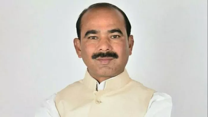 अजय टम्टा के हाथों में टिकट का 'फूल', दो बार जीते हैं चुनाव