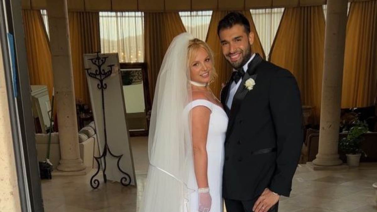 https://www.jagranimages.com/images/newimg/03032024/03_03_2024-sam_asghari_23666360.jpg