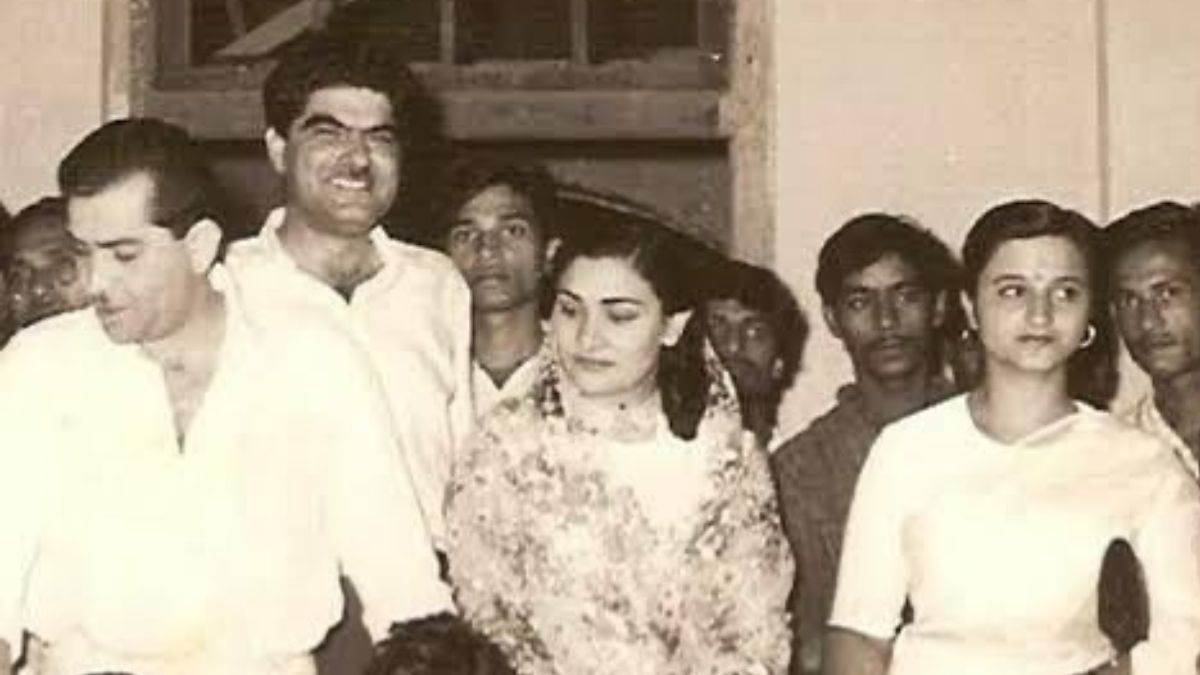 https://www.jagranimages.com/images/newimg/03032025/03_03_2025-anilkapoor_1_23894070.jpg