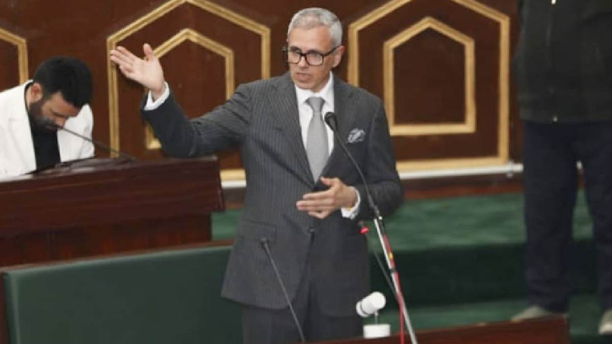 https://www.jagranimages.com/images/newimg/03032025/03_03_2025-omar_abdullah_18_23893920.jpg