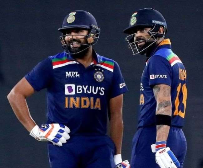 रोहित शर्मा के साथ विराट कोहली- फोटो ट्विटर पेज
