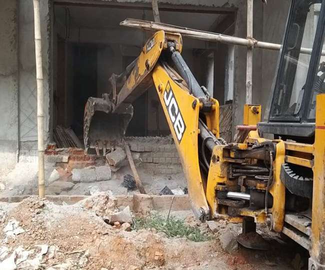 गाजियाबाद में अवैध कब्जों पर चलेगा बुलडोजर।