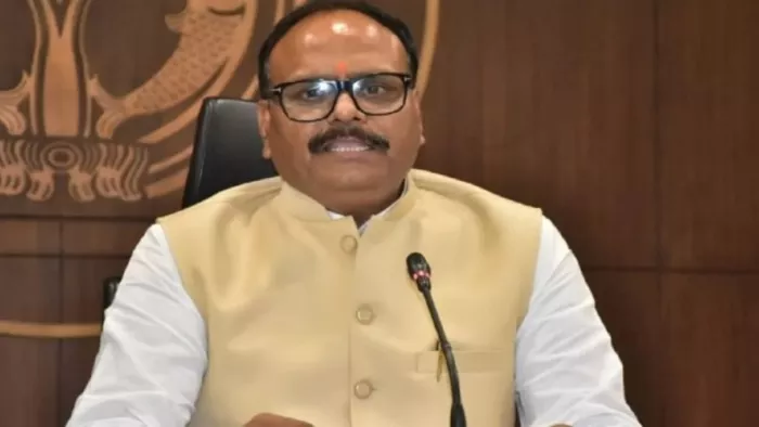 UP Board के छात्र अब नहीं पढ़ेंगे मुगल इतिहास