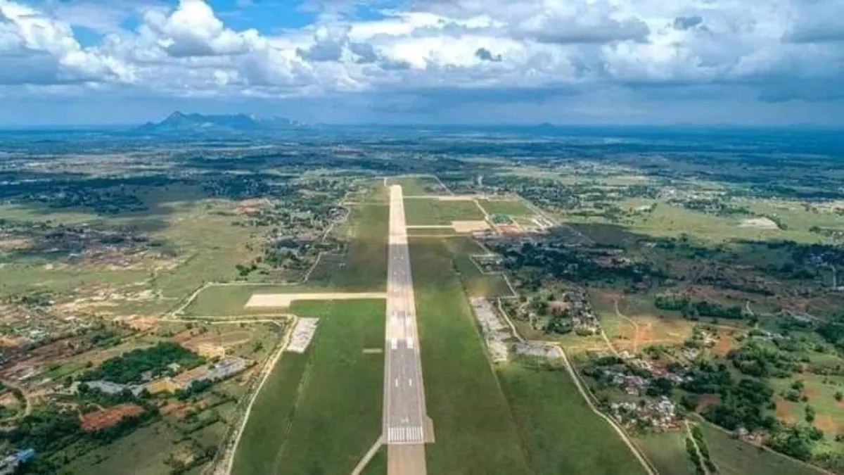 Deoghar Airport पर नाइट लैंडिंग की सुविधा से बदलेगी तस्वीर! आस-पास के लोगों की होगी मौज ही मौज, अलग होगा नजारा