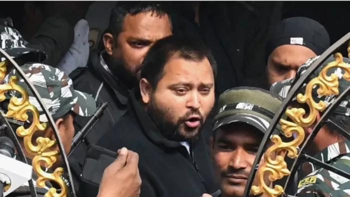 तेजस्वी यादव और तार किशोर की सिक्योरिटी बढ़ी। (फाइल फोटो)