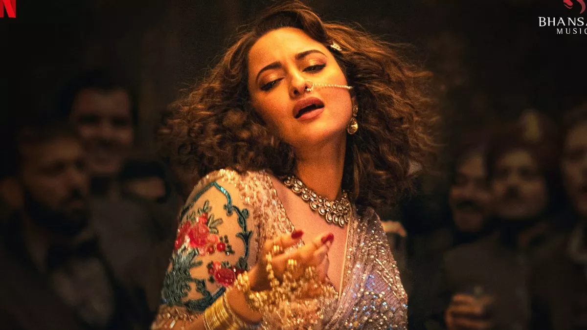 हीरामंडी वेब सीरीज में नजर आएंगी बॉलीवुड एक्ट्रेस सोनाक्षी सिन्हा, जानें उनके करियर के बारे में…