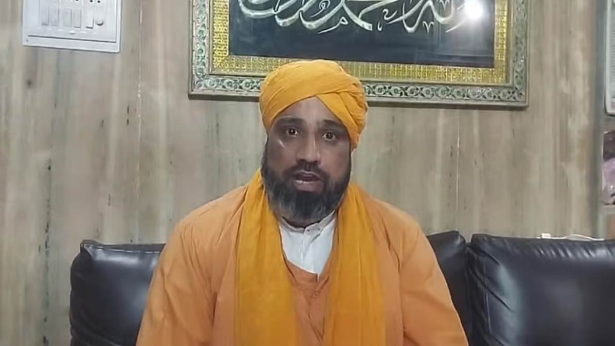 https://www.jagranimages.com/images/newimg/03042025/03_04_2025-naseeruddin_chisti_23911500.jpg