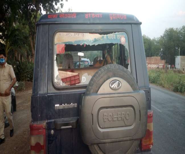 prayagraj panchayat chunav ruckus in saidabad block after a post related to victory in polls on facebook attack on police and vandalism in vehicles