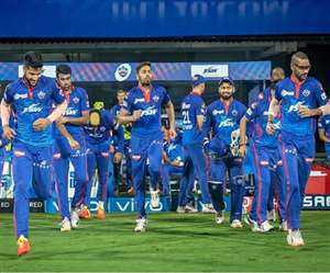 दिल्ली कैपिटल्स की टीम के खिलाड़ी- फोटो ट्विटर पेज