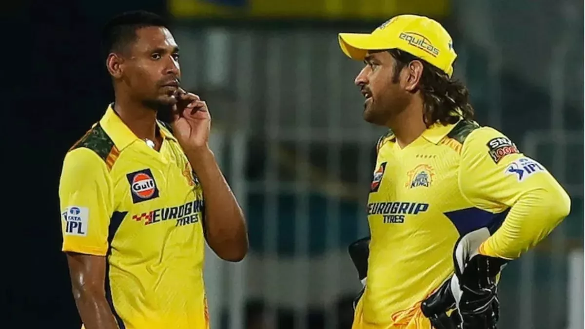 IPL 2024: बीच आईपीएल CSK का साथ छोड़ स्वदेश लौटे मुस्तफिजुर रहमान, MS Dhoni ने दिया स्पेशल गिफ्ट