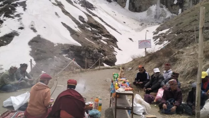 सिस्सू वाटरफॉल को दूर से ही निहार सकेंगे पर्यटक
