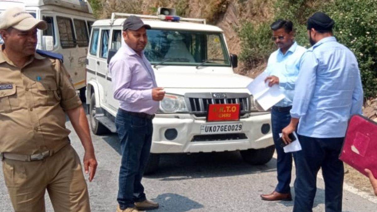 https://www.jagranimages.com/images/newimg/03052025/03_05_2025-checking_chardham_yatra___23930039.jpg