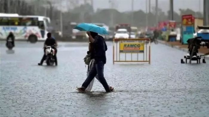 दिल्ली को इसलिए डराती है मानसून की वर्षा। फाइल फोटो