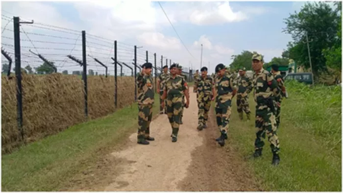 राजस्थान में अंतरराष्ट्रीय सीमा पर BSF ने पाक रेंजर पकड़ा (सांकेतिक तस्वीर)