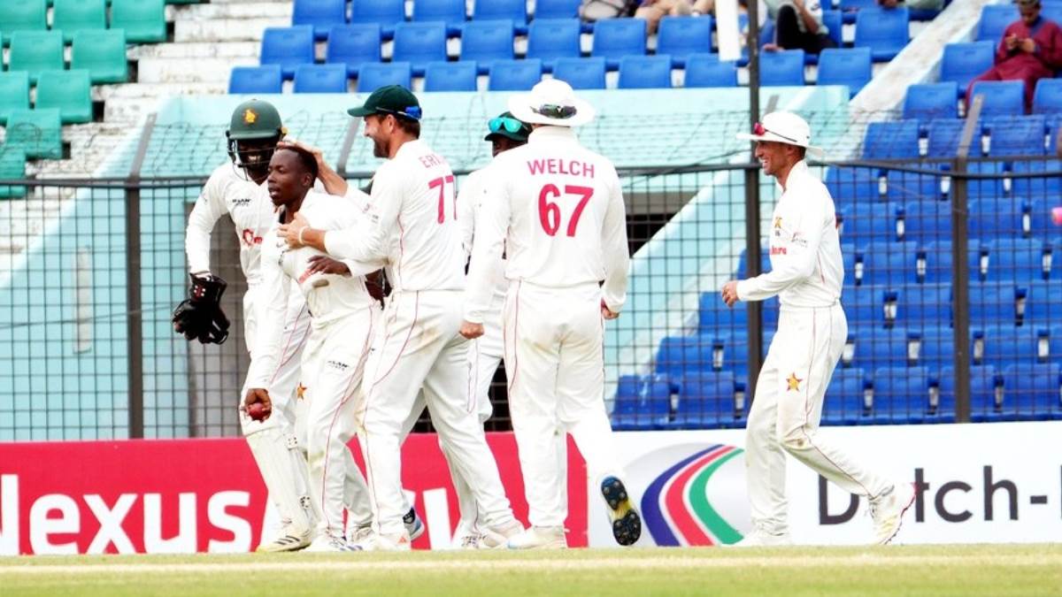 https://www.jagranimages.com/images/newimg/03052025/03_05_2025-zimbabwe_team_23930300.jpg