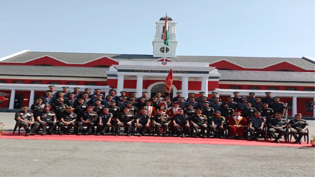 भारतीय सैन्य अकादमी सिपाही के रूप में सेना में हुए शामिल अब सैन्‍य अधिकारी  बनकर दिखाएंगे अपना कौशल - Indian Military Academy dehradun 40 cadets get  jnu degree