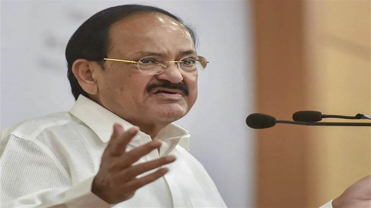 उस देश के नियमों का पालन करें जिसने आपको अवसर दिया (फाइल फोटो)