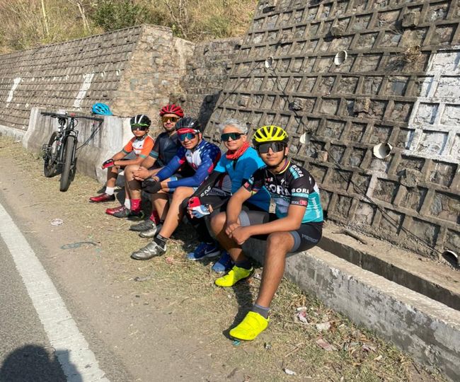 World Bicycle Day 2022 हर दिन 30 से 40 किमी की साइकिलिंग, हिमाचल और