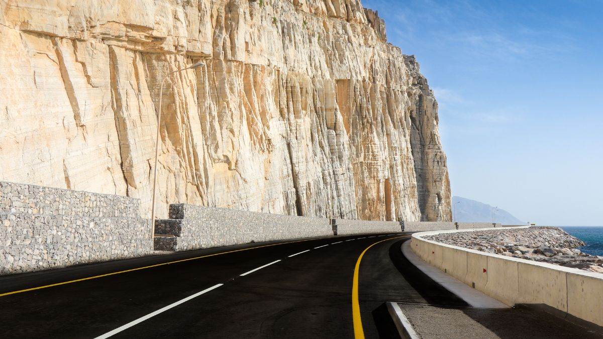 follow these simple steps to drive your car in hills