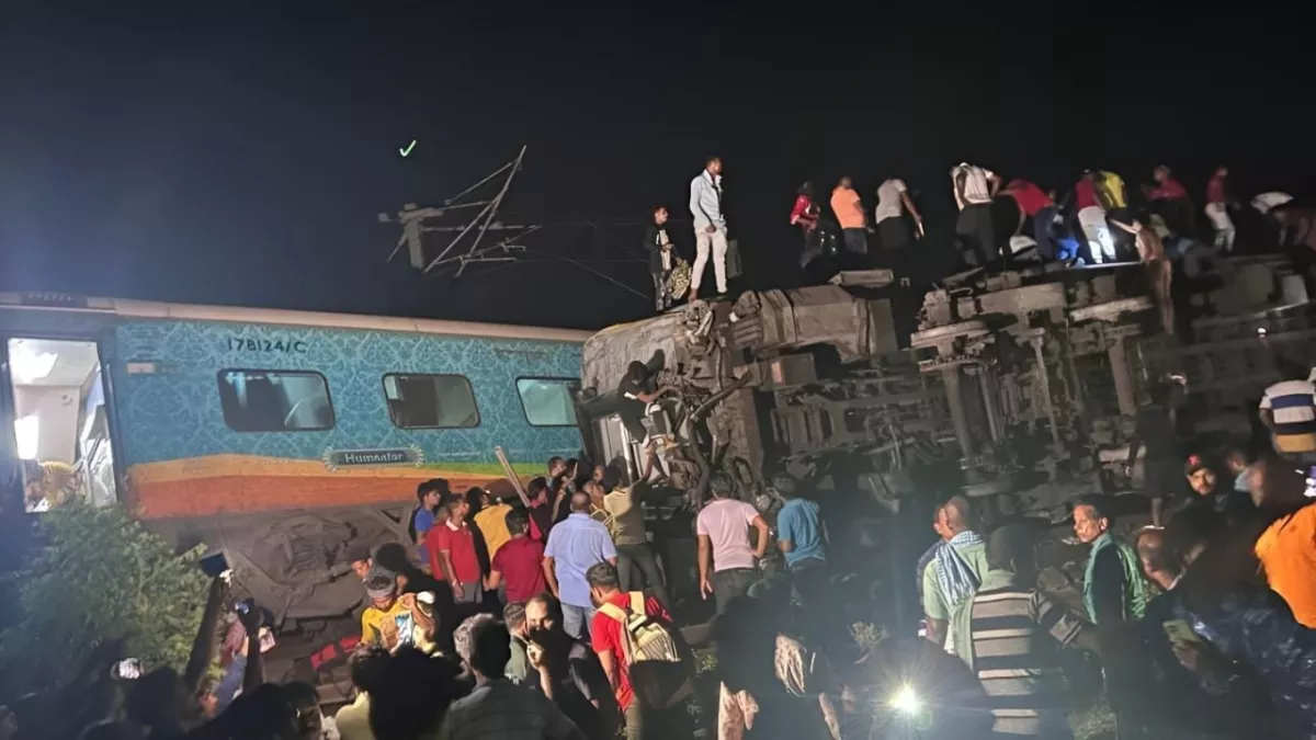 Odisha Train Accident: ओडिशा में भीषण ट्रेन हादसा, रेलमंत्री और सीएम पटनायक पहुंचे बालेश्वर